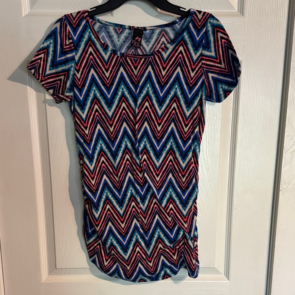 Pinc Maternity Chevron Top